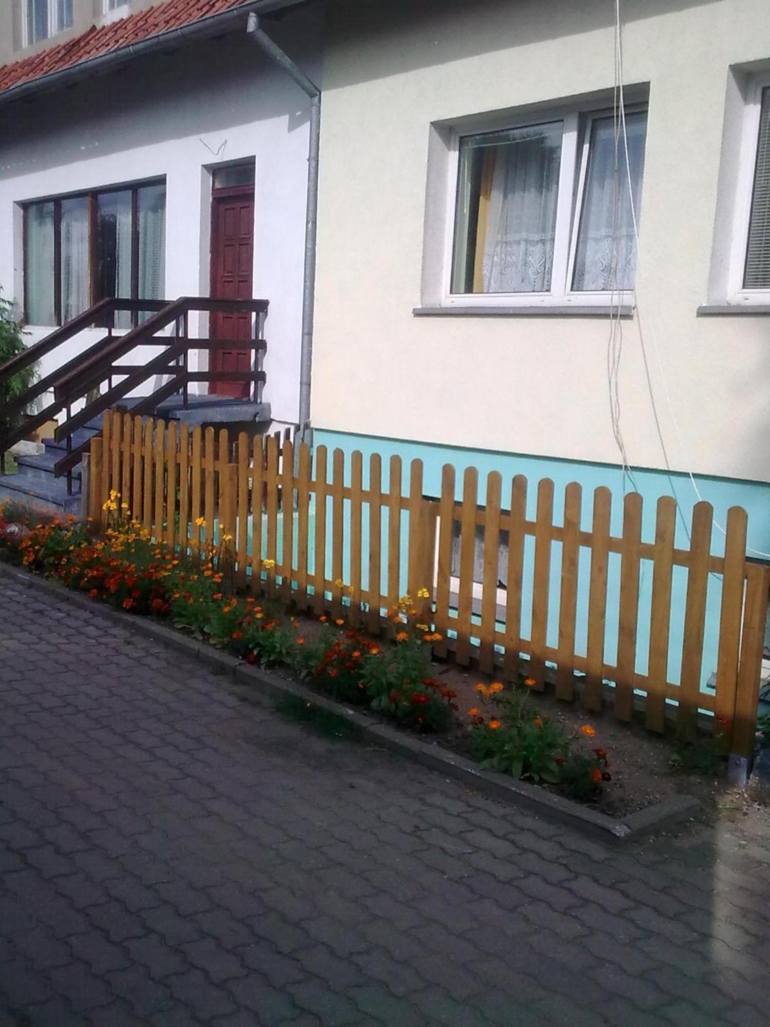 Apartamenty, Pokoje, Noclegi Pracownicze " Skarpa" Вилкасы Экстерьер фото