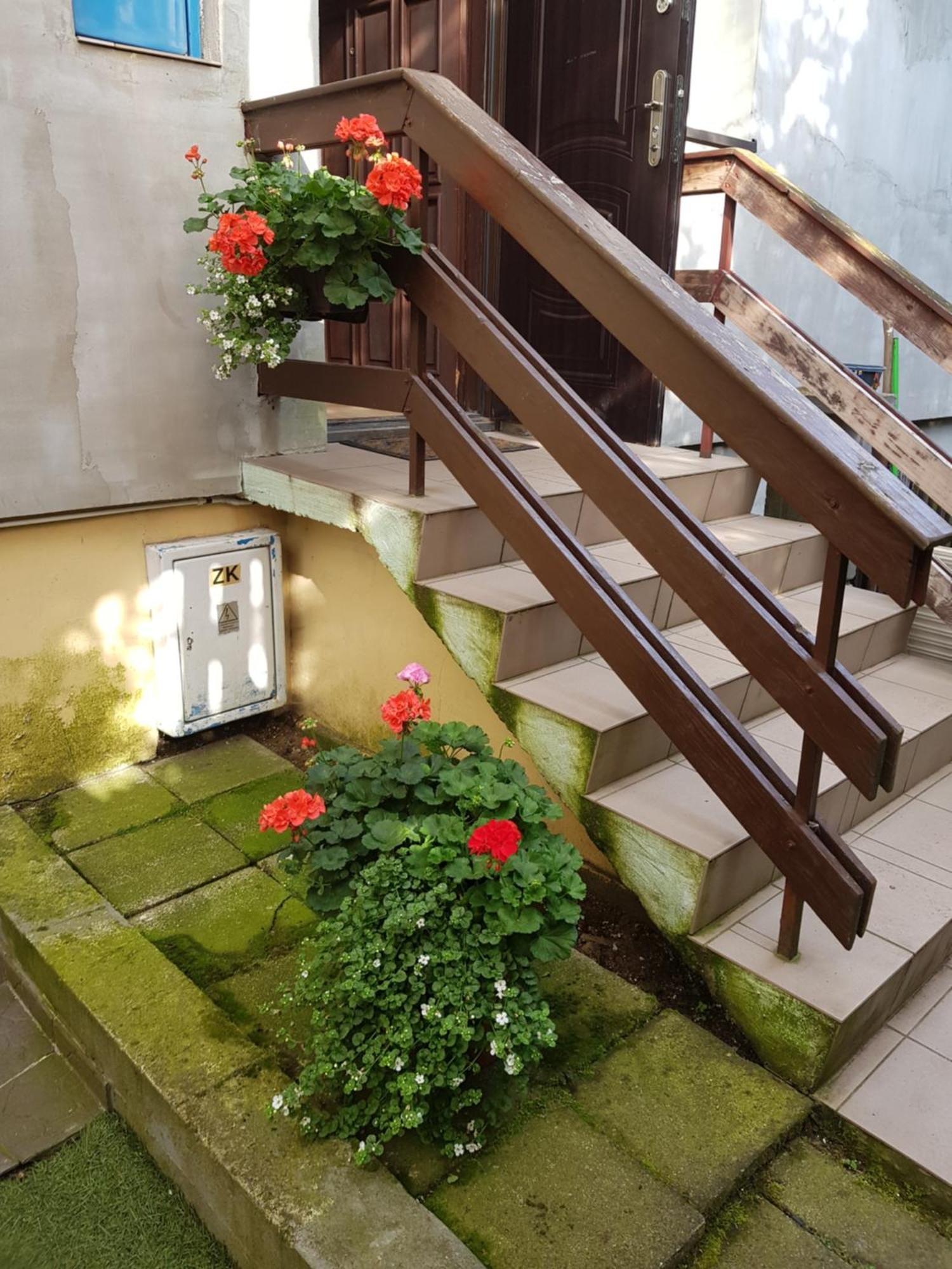Apartamenty, Pokoje, Noclegi Pracownicze " Skarpa" Вилкасы Экстерьер фото