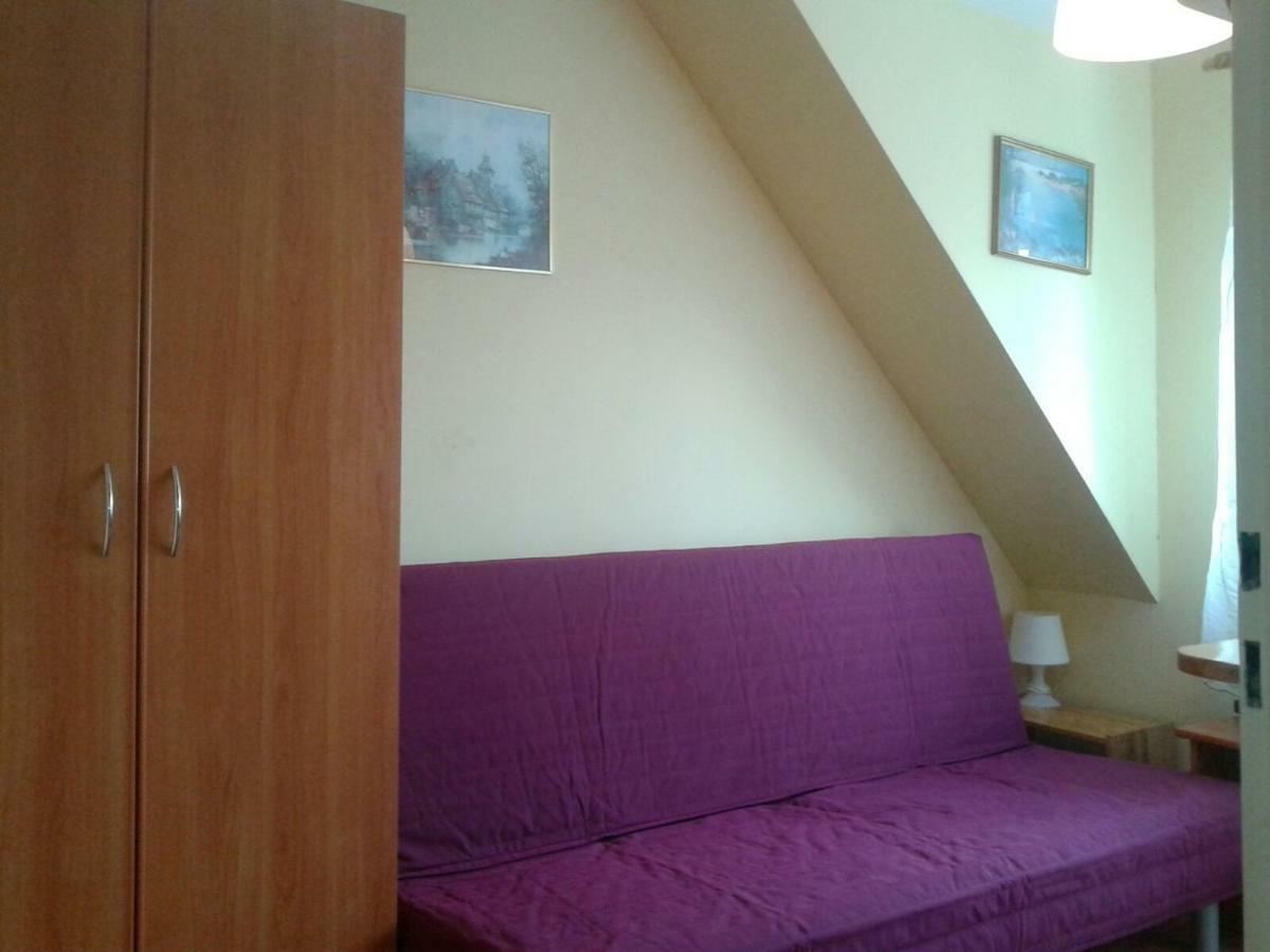 Apartamenty, Pokoje, Noclegi Pracownicze " Skarpa" Вилкасы Экстерьер фото