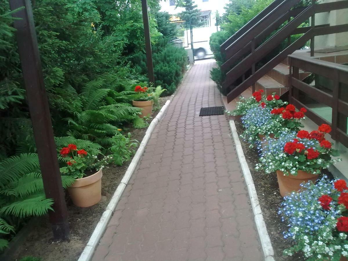 Apartamenty, Pokoje, Noclegi Pracownicze " Skarpa" Вилкасы Экстерьер фото